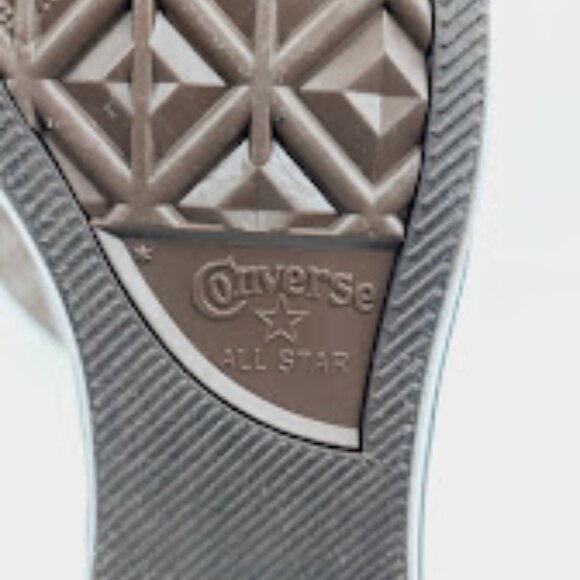 Converse Women's Yellow Chuck Taylor All Star 130125F Mid-Top Sneaker Size 7 - Picture 6 of 8